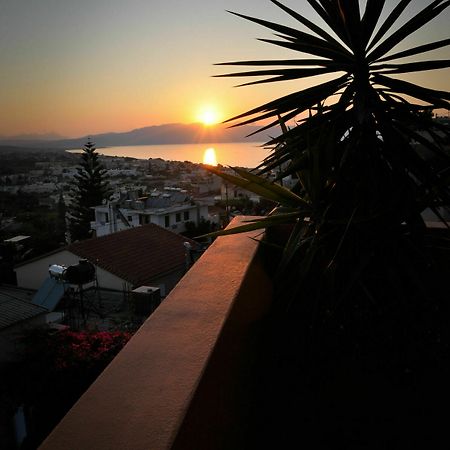Orsalia Luxury Suites Platanés 外观 照片