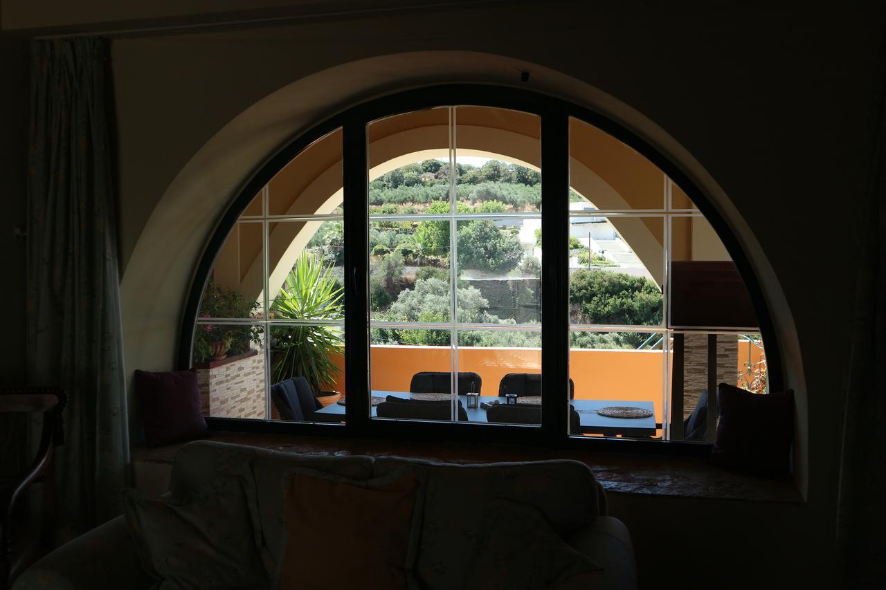 Orsalia Luxury Suites Platanés 外观 照片