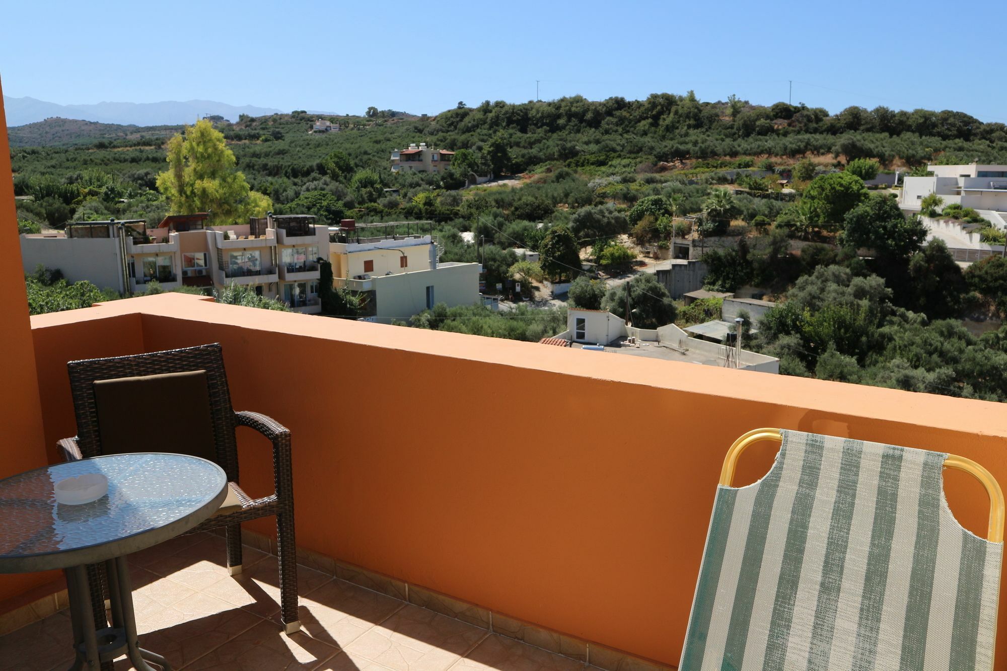 Orsalia Luxury Suites Platanés 外观 照片