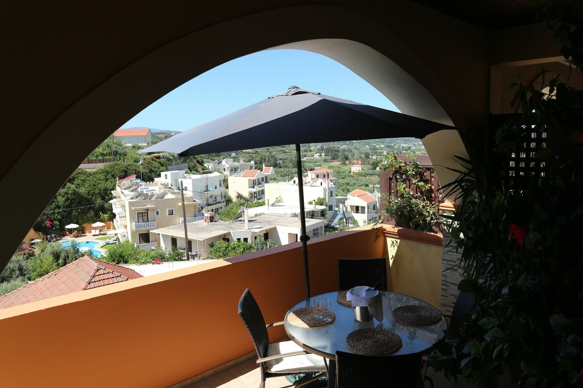 Orsalia Luxury Suites Platanés 外观 照片