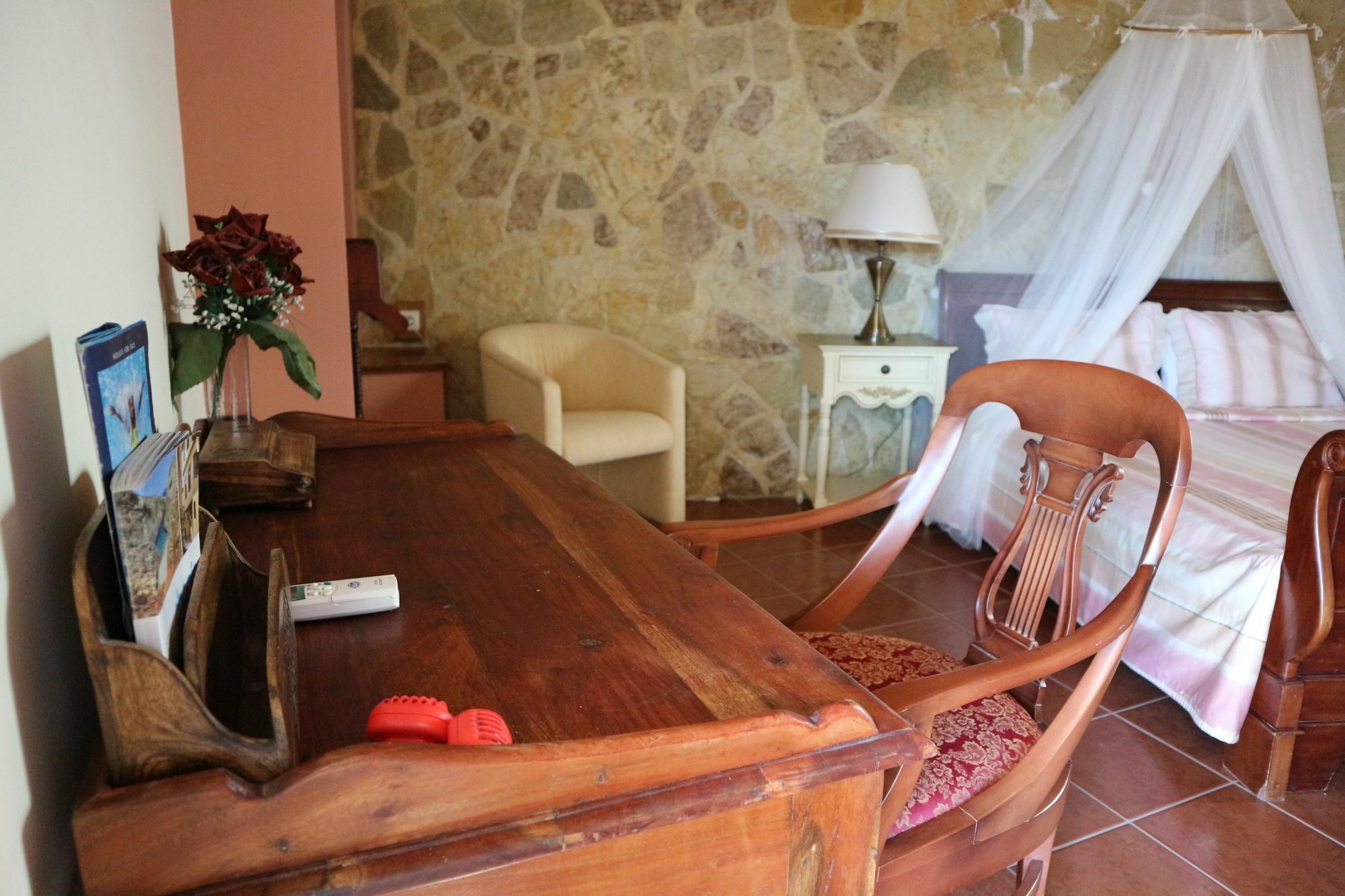 Orsalia Luxury Suites Platanés 外观 照片
